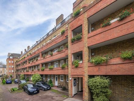 Winfield House Vicarage Crescent