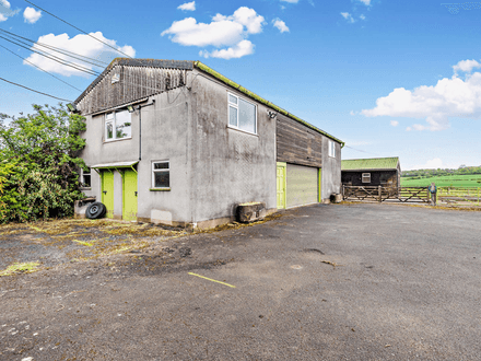 Lot 2 of 2 – Barn, stables, and 3.5 acres in Ombersley, with Class Q consent to convert into a four bedroom home.
